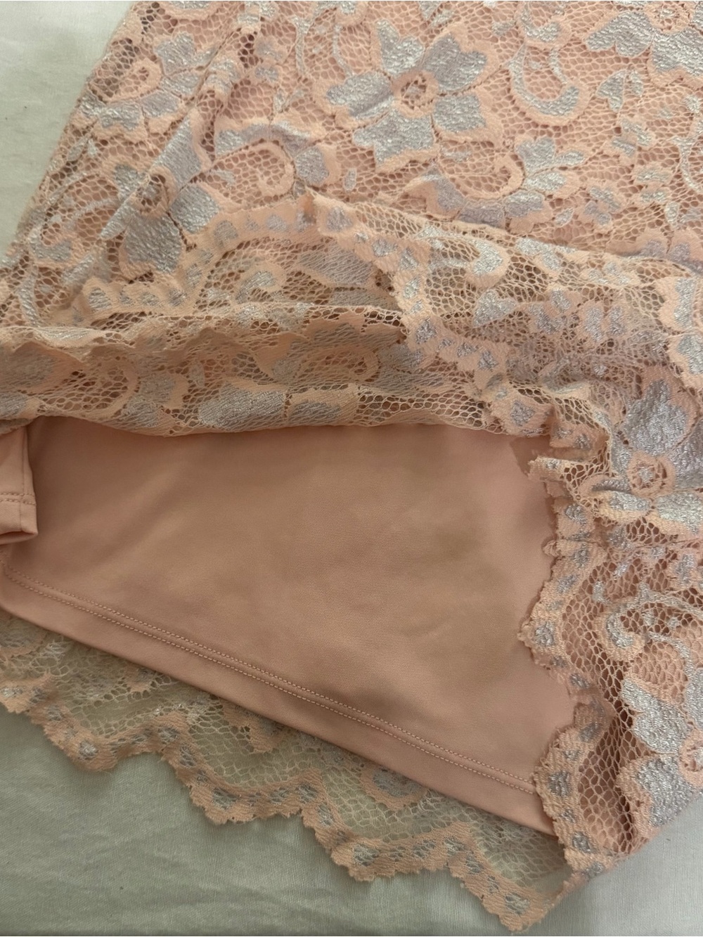 Almost Famous Blush Pink Floral Lace Dress - Picture 2 of 3
